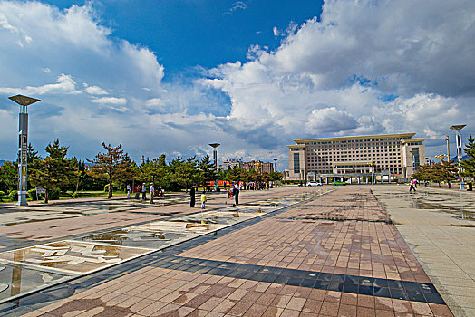 克什克腾旗政府广场