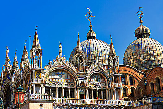 哥特式建筑,罗马式,圆顶,大教堂,威尼斯,威尼托,意大利,欧洲