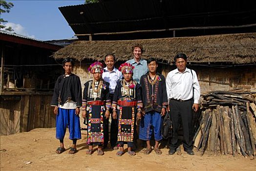 工人,乡村,阿卡族,种族,站立,村民,穿,彩色,传统服装,禁止,省,老挝,东南亚