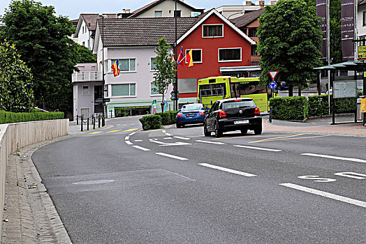 瑞士小镇的路
