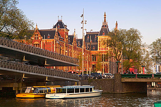中央车站,运河,阿姆斯特丹,荷兰
