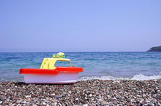 红色,黄色,玩具,塑料制品,船,海滩