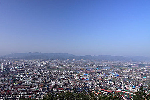 浙江东阳市东砚峰城市全景