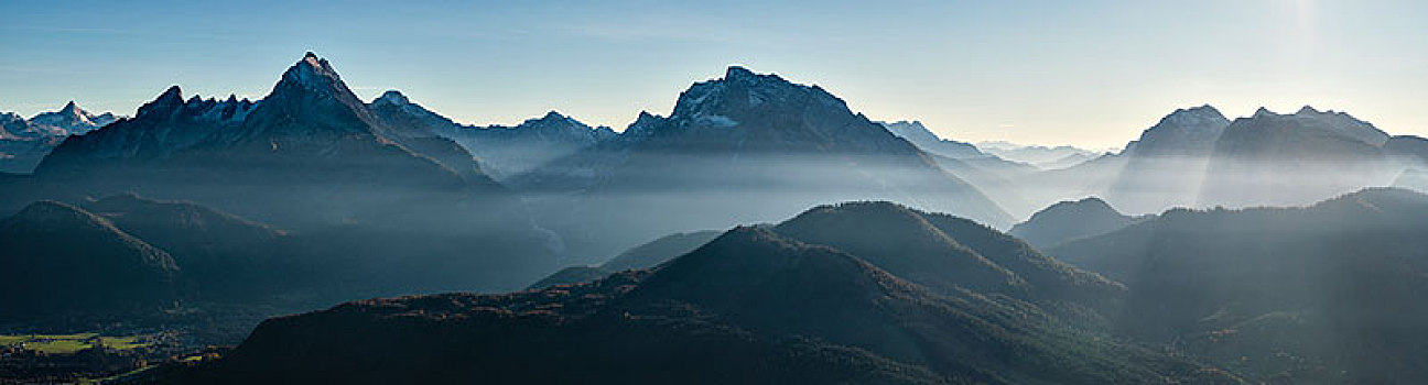 全景,贝希特斯加登阿尔卑斯山,左边,瓦茨曼山,中间,右边,贝希特斯加登地区,上巴伐利亚,巴伐利亚,德国,欧洲