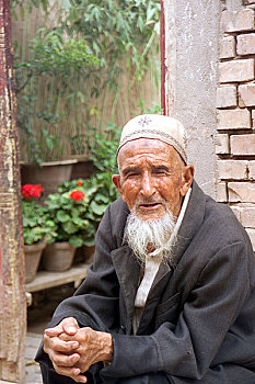 维吾尔族老人