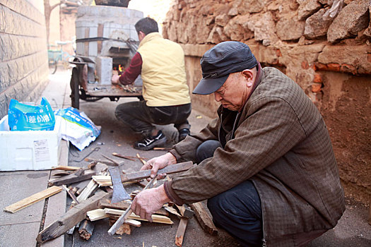 烧制7000年前古老乐器,自制的,馒头窑,成了烧窑神