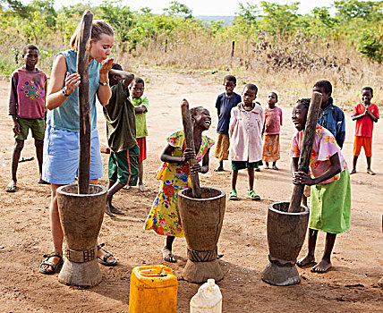 女青年,重击,玉米,面粉,手,孩子,莫桑比克,非洲