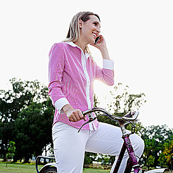 女人,自行车,交谈,手机