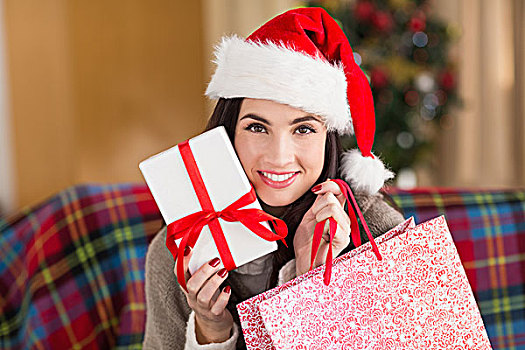 微笑,黑发,拿着,礼物,购物袋,圣诞节