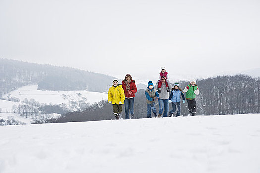 家庭,走,雪地