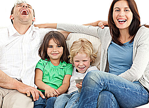 家庭,笑,看电视,一起,沙发