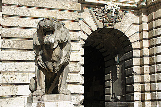 城堡山,皇宫博物馆,门,雄狮石雕