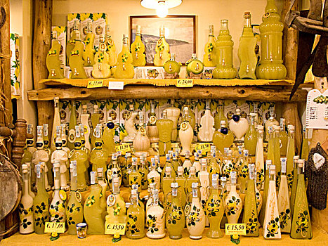 意大利,索伦托,展示,瓶子,柠檬,利口酒,意大利南部