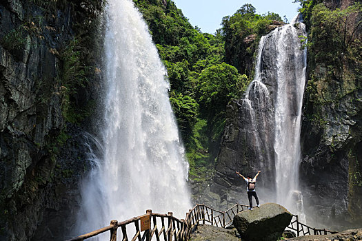 福建莆田九鲤湖飞瀑景观