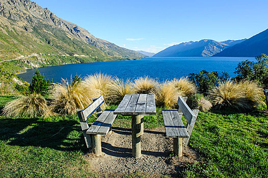 野餐,桌子,岸边,瓦卡蒂普湖,皇后镇,南岛,新西兰,大洋洲