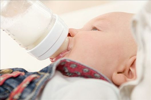 婴儿,放松,喝,奶瓶