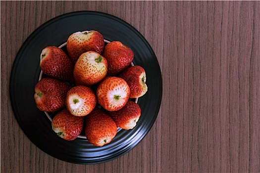 碗,草莓