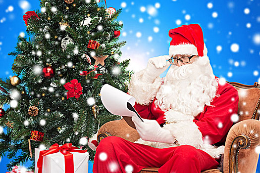 圣诞节,休假,人,概念,男人,服饰,圣诞老人,便笺,圣诞树,坐,扶手椅,上方,蓝色,雪,背景