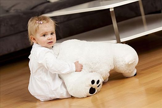 女孩,1岁,玩,玩具,北极熊