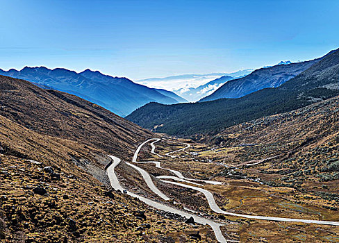 西南山区道路