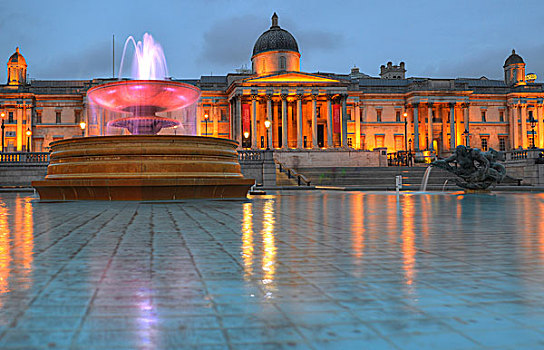 喷泉,正面,国家美术馆,蓝色,钟点,雨天,特拉法尔加广场,伦敦,英格兰,英国,欧洲
