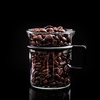 大杯,玻璃,满,咖啡豆,黑色背景,背景