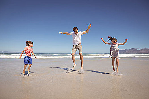 愉悦,父亲,孩子,跳跃,岸边,海滩,清晰,蓝天