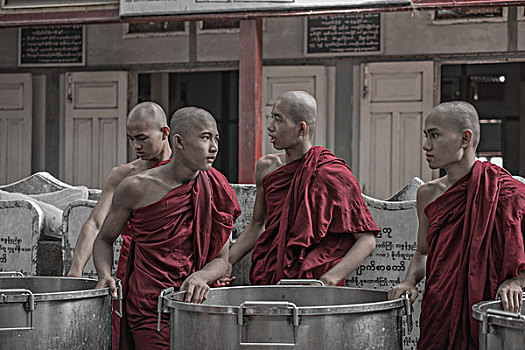 缅甸风土茵莱湖寺院