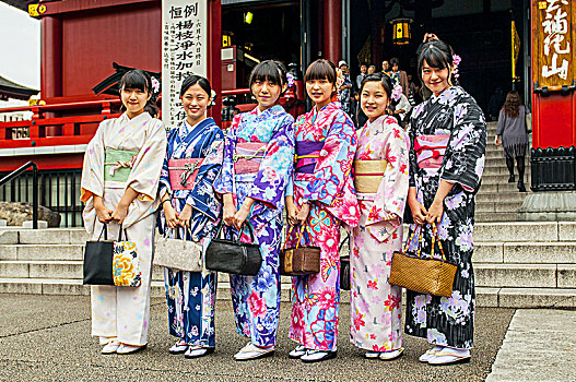 年轻,日本,女人,穿,传统服饰,和服,庙宇,东京