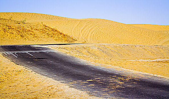 沙漠公路