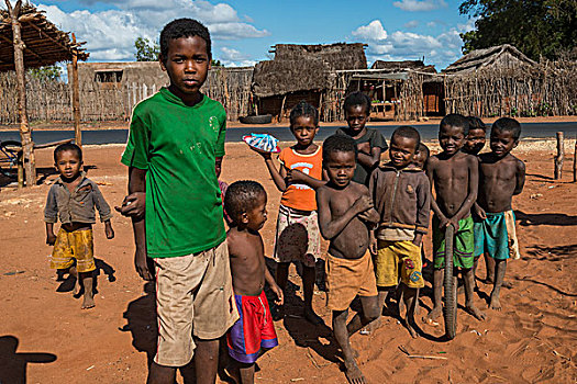 一群孩子,马达加斯加,非洲