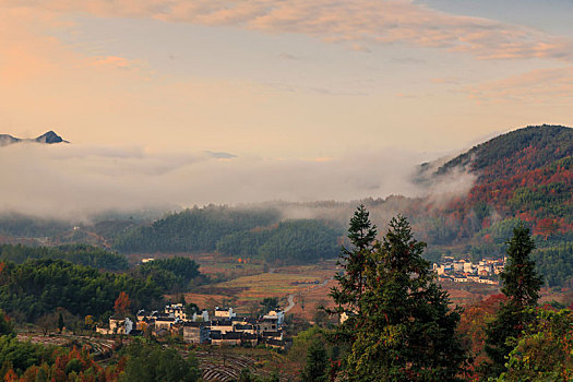 皖南山乡田园风光