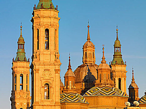 西班牙,阿拉贡,区域,萨拉戈萨,大教堂,特写,尖顶