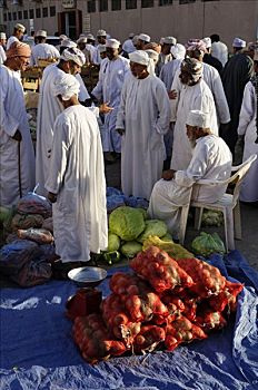 阿曼,男人,传统服饰,菜市场,巴赫拉,哈迦,加尔比,山峦,区域,阿曼苏丹国,阿拉伯,中东