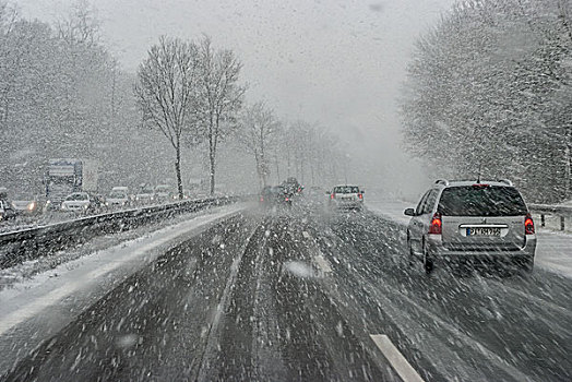 汽车,落下,冰雪,高速公路,穷,能见度,巴伐利亚,德国,欧洲