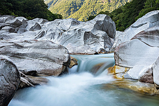 山,河,岩石,风景,韦尔扎斯卡谷,提契诺河,阿尔卑斯山,瑞士,欧洲