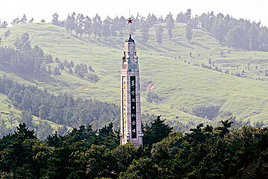 吉林市烈士纪念塔