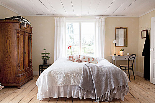 卧室,低,天花板,木地板