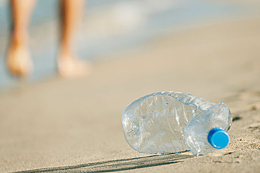 塑料制品,水瓶,海滩