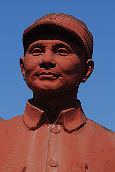 晋冀鲁边区首长邓小平在武安的塑像