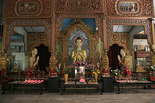 马来西亚,槟城,一座缅甸寺院内的佛像