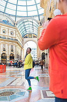 女人,照相,商业街廊,米兰,意大利