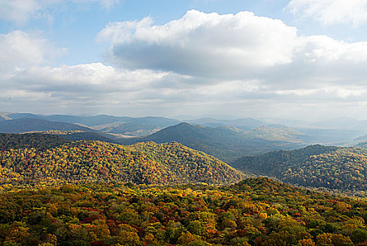 金龙山秋色