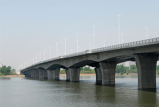 新立堡桥