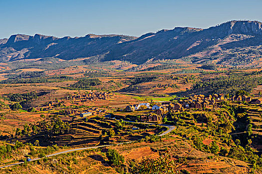 madagascar马达加斯加乡村风景春天