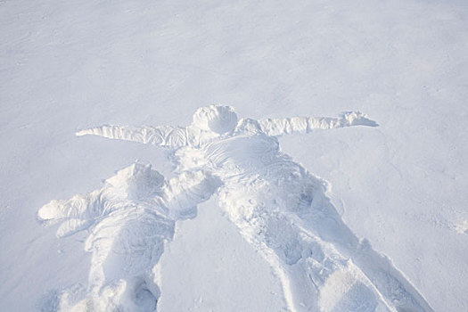 轨迹,雪地