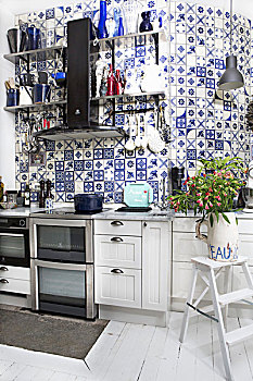 白色,厨房操作台,墙壁,砖瓦,传统,蓝色