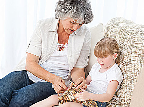 祖母,帮助,小女孩,编织