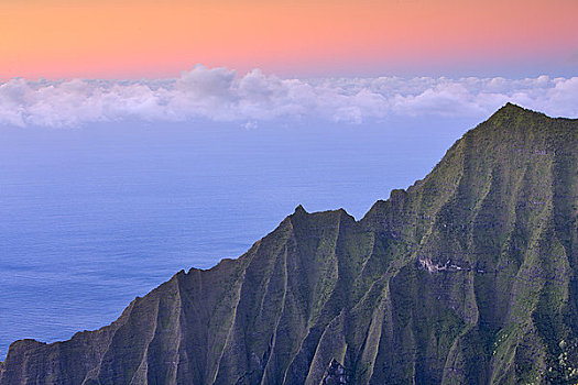 悬崖,海边,卡拉拉乌谷,纳帕利海岸,考艾岛,夏威夷,美国