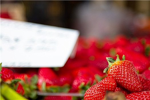 草莓,出售,市场